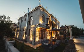 Leda Stone House Otel